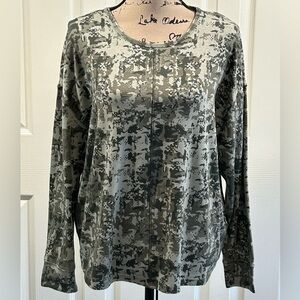 Westbound camo long sleeve top pxl nwt